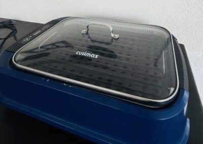Smokeless electric barbeque.